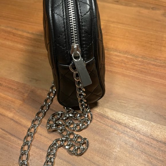 Danier Chain Link Cross Body Black Leather Bag - Picture 8 of 15